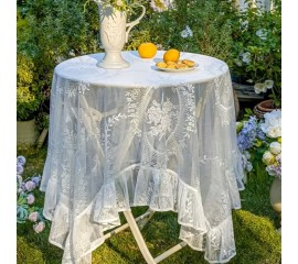 Скатерть с рюшками 140х140 см, 10890